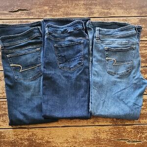 American Eagle Super Stretch Jeans Bundle - Dark and Light Blue Size 14